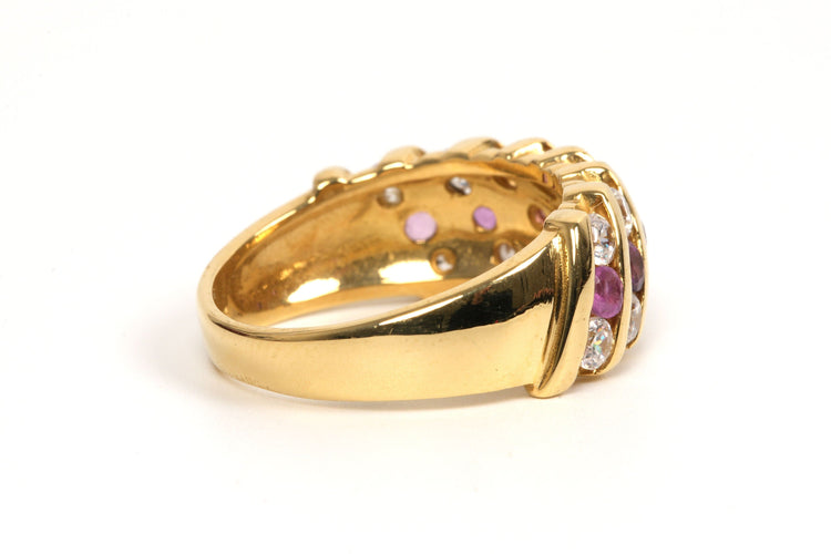 Bague 54 Bague contemporaine or jaune, rubis, diamants 58 Facettes 21786