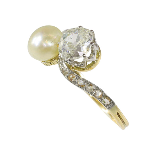 Amour historique : une bague Toi et Moi de 1900