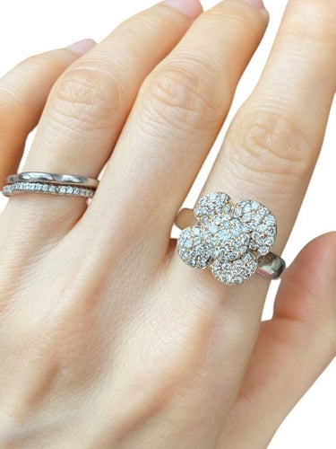 Bague 58 avec rétrecisseur Bague en or jaune 18k en forme de fleur et diamants 58 Facettes