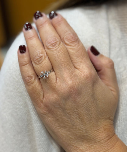 Bague 50 De Beers bague CORSAGE en or et diamants 58 Facettes