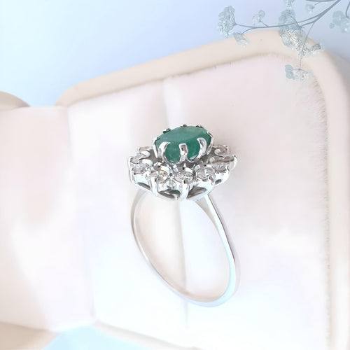 Bague 57.5 Bague marguerite vintage émeraude et diamants 58 Facettes AA 1740