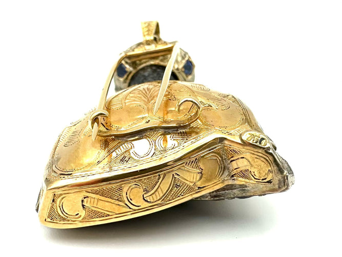 Pendentif Pendentif/broche "Maure" en ors, saphirs, émeraude et perle 58 Facettes