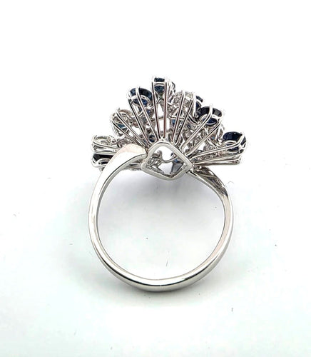 Anello in oro bianco con zaffiri e diamanti 58 Facettes