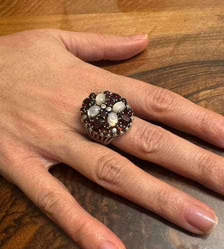 Bague 63 Bague Argent, Nacre Et Grenats 58 Facettes