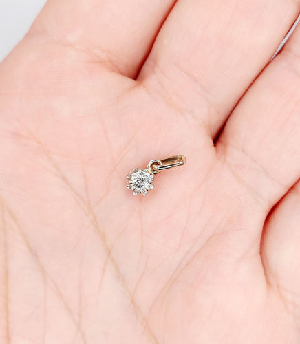 Pendentif Pendentif or blanc diamant taille ancienne serti griffes (circa 1900) 58 Facettes A05492