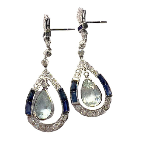 Boucles d'oreilles BOUCLES D'OREILLES EN PLATINE DE STYLE ART DÉCO AVEC DIAMANTS, AIGUES-MARINES ET SAPHIRS 58 Facettes Q355B