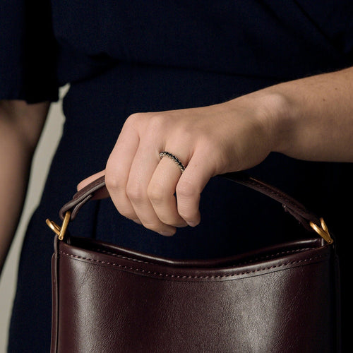 Bague 53 Alliance américaine en or blanc et saphirs 58 Facettes CAN1473X4