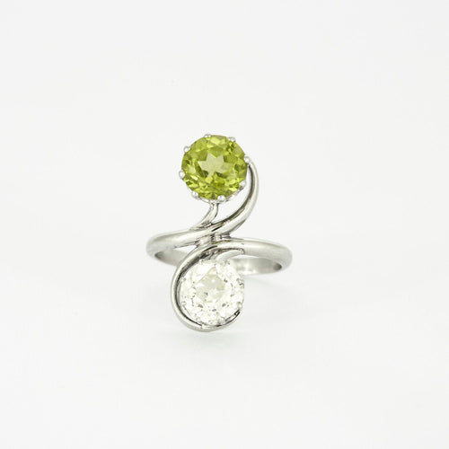 Bague 50 Bague Toi et Moi, diamant et péridot 58 Facettes