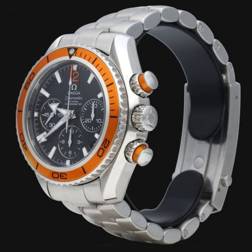 Montre Omega Montre Seamaster Planet Ocean Chronograph 58 Facettes MT43648