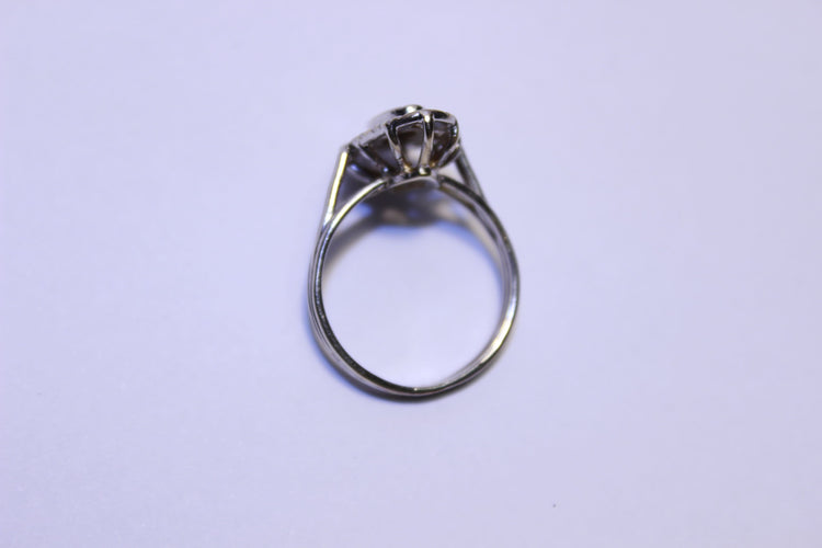 Bague 55 Bague or blanc Diamants 58 Facettes