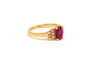 Bague 49 Bague contemporaine en or jaune sertie d'un rubis et de diamants 58 Facettes 22365