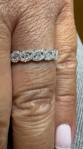 Bague 51 Demi alliance or blanc diamants 58 Facettes