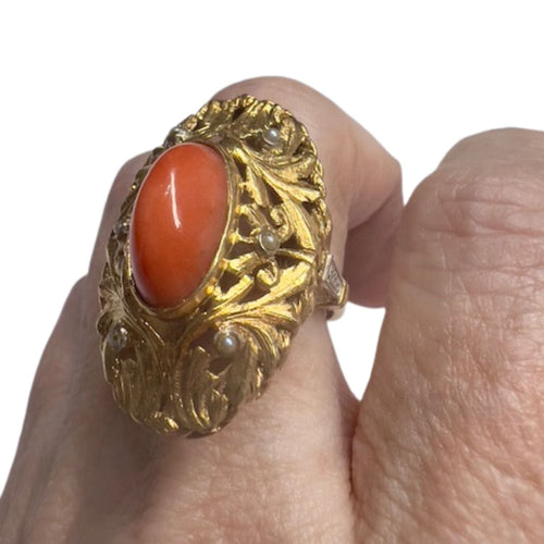 Bague 54 BAGUE RÉTRO EN OR 18 carats AVEC CORAIL ET PERLE 58 Facettes DMAR9
