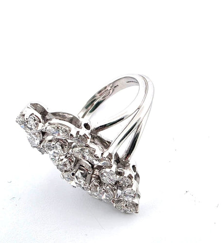 Bague 46 Bague en or blanc 18 carats avec diamants 58 Facettes