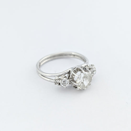 Bague 54 Bague en or blanc et diamants 58 Facettes 31885