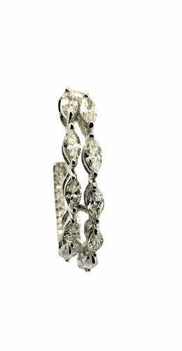 Boucles d'oreilles Boucles d’oreilles créole or blanc 18 carats et diamants navettes 58 Facettes