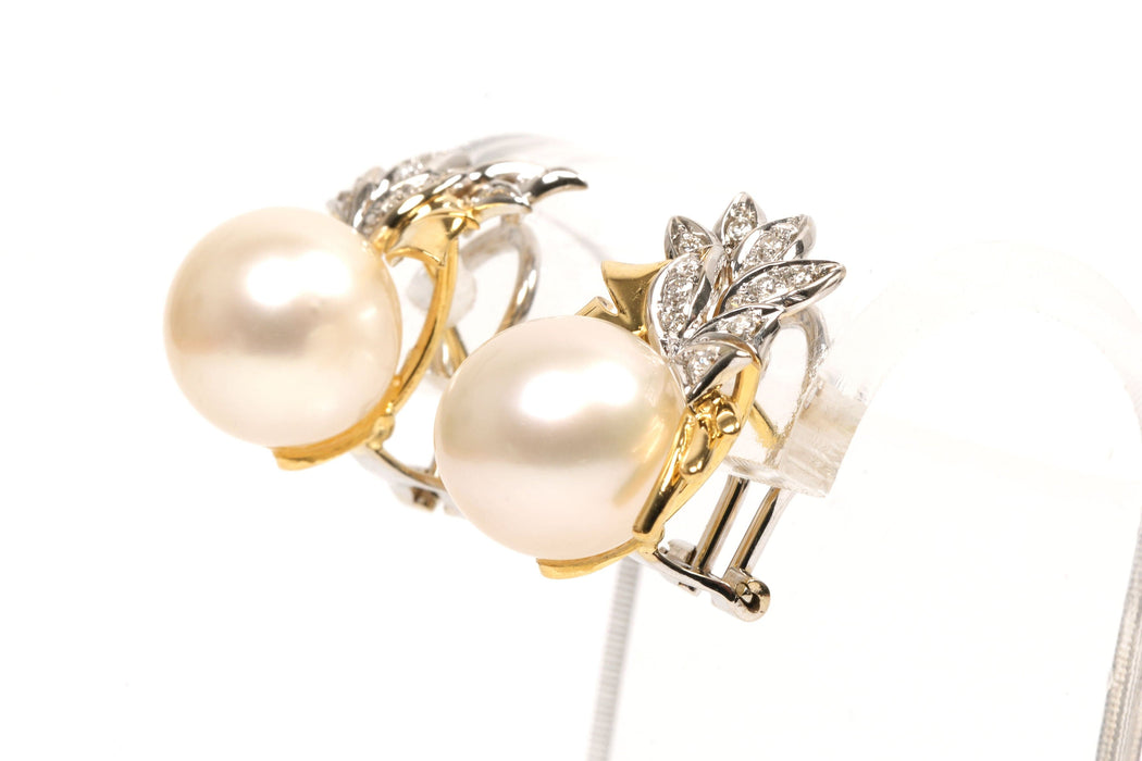 Boucles d'oreilles années 70 or jaune et blanc, perles et diamants