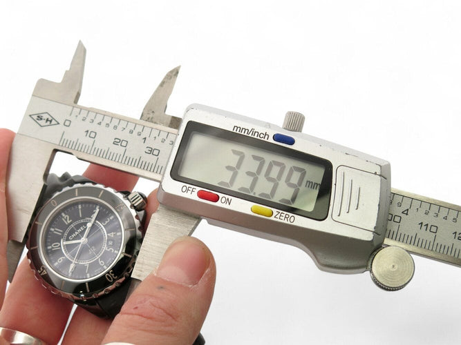 Montre montre CHANEL j12 h5695 quartz 33 mm ceramique & bracelet cuir 58 Facettes 270890