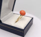 Ring 53.5 Vintage gold ring adorned with a coral cabochon 58 Facettes