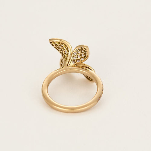 Bague fleur en Or jaune et pierres roses