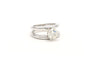 Bague contemporaine en or blanc 18 carats sertie d'un diamant