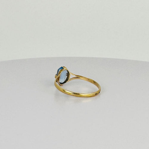 Bague Bague en or jaune avec topaze bleue ovale 58 Facettes 2508021