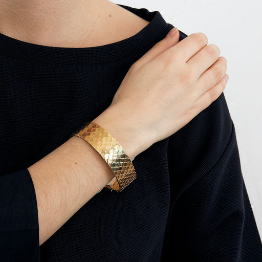 Bracelet Yellow gold ribbon bracelet with “honeycomb” mesh 58 Facettes