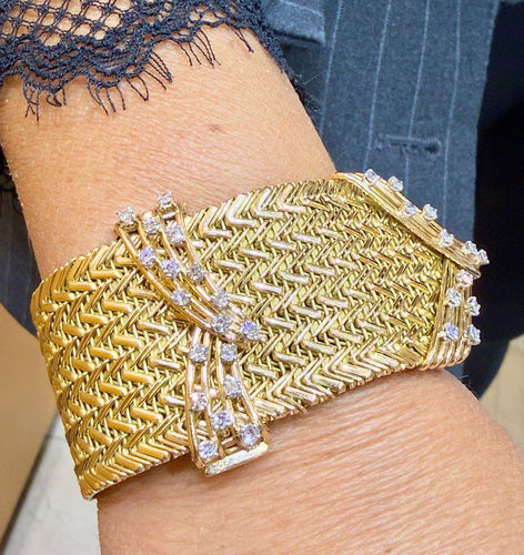 Bracelet Bracelet manchette en or 18 carats 58 Facettes