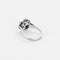 Bague 55 Bague marguerite en or gris et diamants 58 Facettes ALE3522