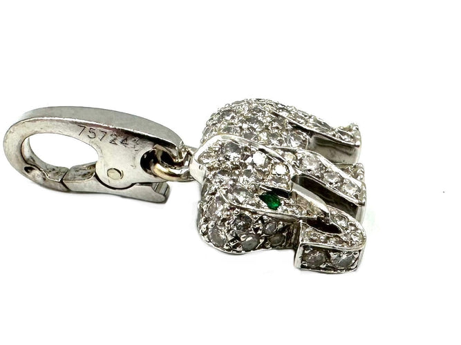 Pendentif CARTIER. Breloque or blanc, diamants et émeraude 58 Facettes