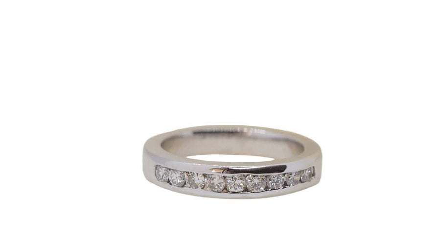 Bague 53 Demi alliance en or blanc et diamants 58 Facettes F4280