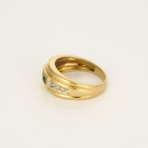 Bague en Or jaune, émeraudes et diamants