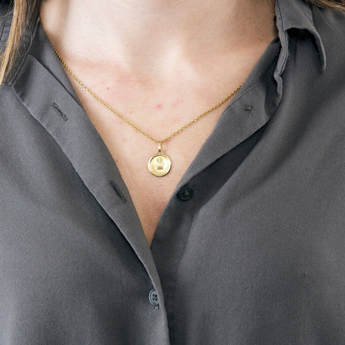 Pendentif AUGIS - Médaille d'amour - or jaune, diamant et rubis de synthyèse 58 Facettes GULK218