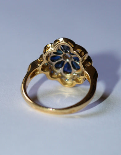 Bague Fleur or jaune, diamants, saphirs