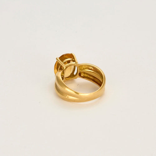 Bague en or jaune et citrine