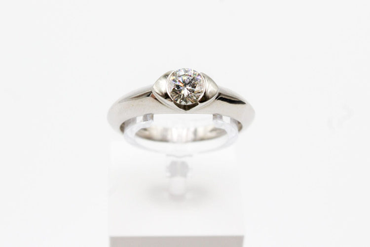 Bague 54 Solitaire or blanc et diamant 58 Facettes 240216