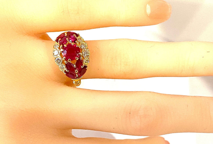 Bague 53 Bague en or jaune en rubis et diamants 58 Facettes AB607