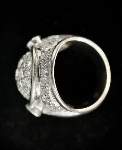 Bague 53 Bague dôme or blanc avec pavage de diamants 58 Facettes