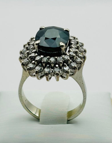 Bague 54 Bague en or blanc avec saphir et diamants 58 Facettes 50313