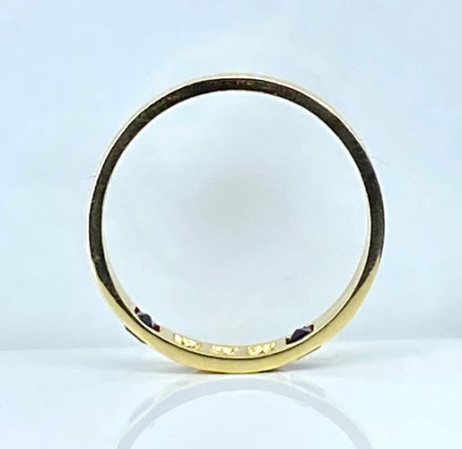 55 Bague en or jaune et saphirs 58 Facettes AB569