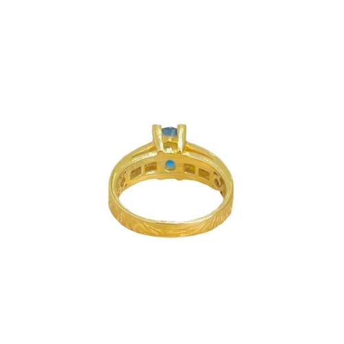 Bague 54 Bague en or jaune, saphir et diamants 58 Facettes