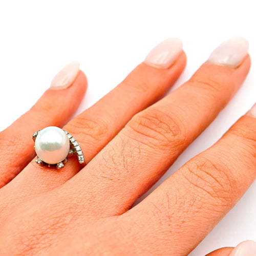Bague 50 Bague en or blanc, perle et diamant 58 Facettes 21002380