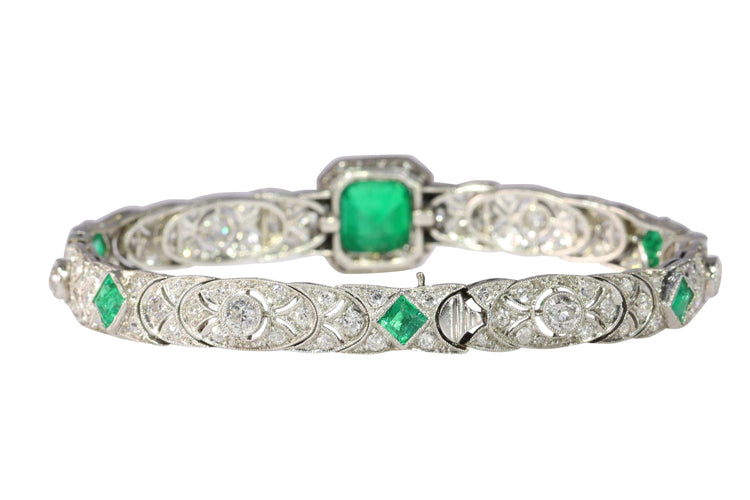 Luxe Vintage : Bracelet Art Déco en platine exquis des années 1920 serti de diamants et d'émeraudes