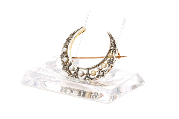 Broche Broche Napoléon III en or jaune 18 carats et argent sertie de perles et de diamants "taille" rose 58 Facettes B513