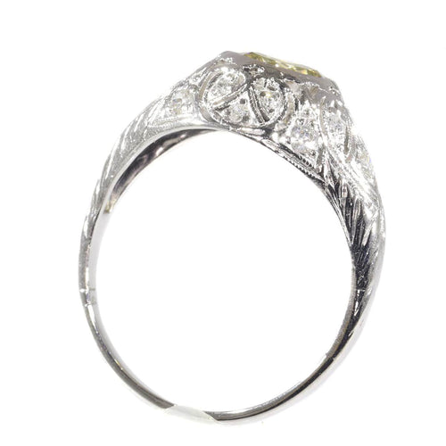 Bague 58 Étincelle d'amour des années 1950 : bague en diamant brun orangé intense 58 Facettes 21028-0224