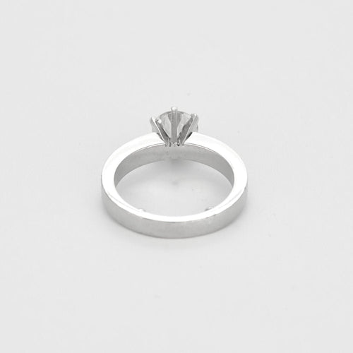 Bague 50 Solitaire en or blanc et diamant 1.20ct 58 Facettes DADB-18