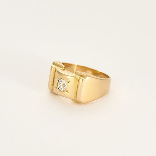 Bague 46.5 Chevalière en or jaune et diamant 58 Facettes BLO0173