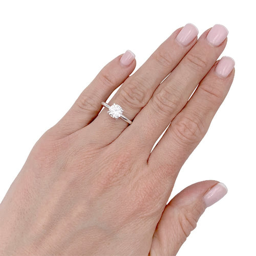 Bague 53 Bague solitaire en or blanc, diamant 1,11 carat. 58 Facettes 32514