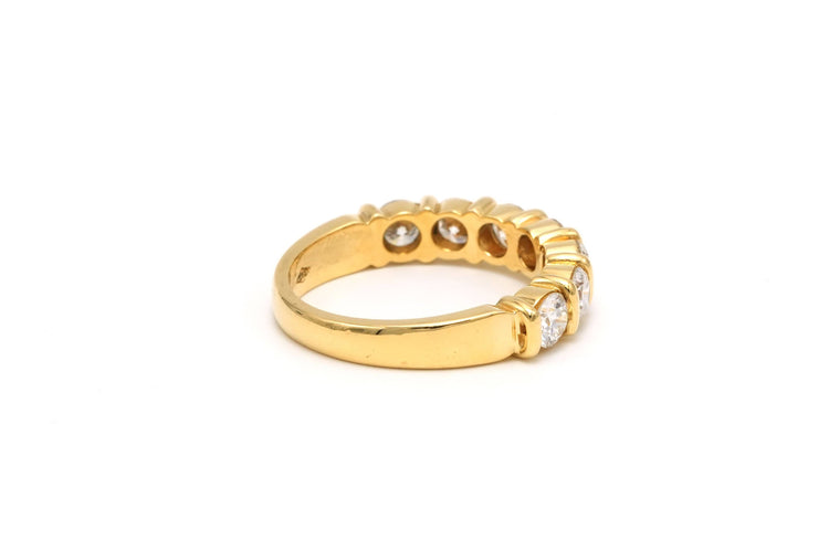 Bague 53 Alliance demi-américaine contemporaine en or jaune sertie de diamants 58 Facettes 22349