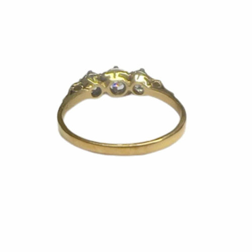 Bague BAGUE ART DÉCO, ÉPOQUE 1925-1930, OR 18 KT ET PLATINE AVEC DIAMANTS 58 Facettes DMAR3